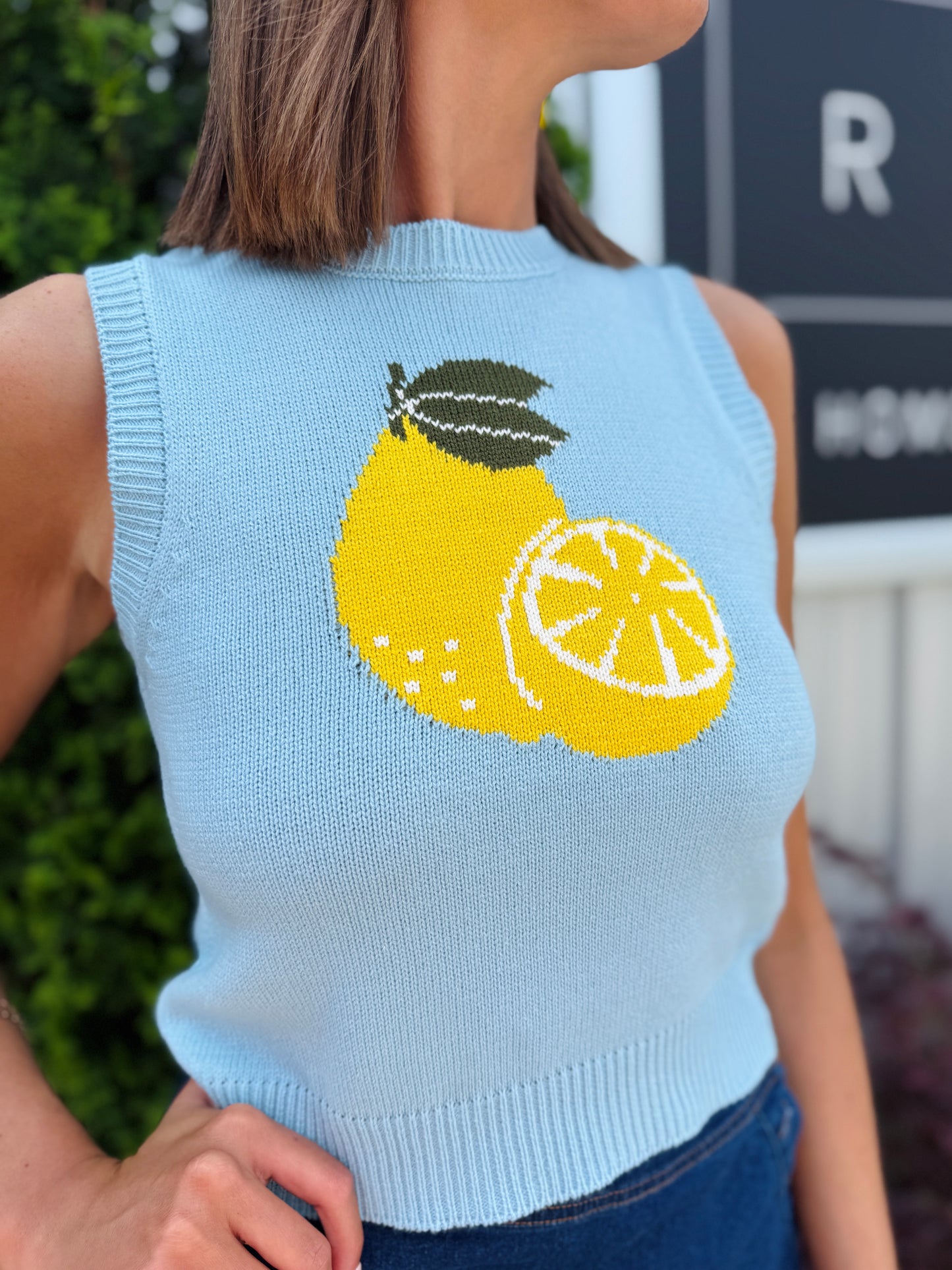 Round Neck Lemon Sweater
