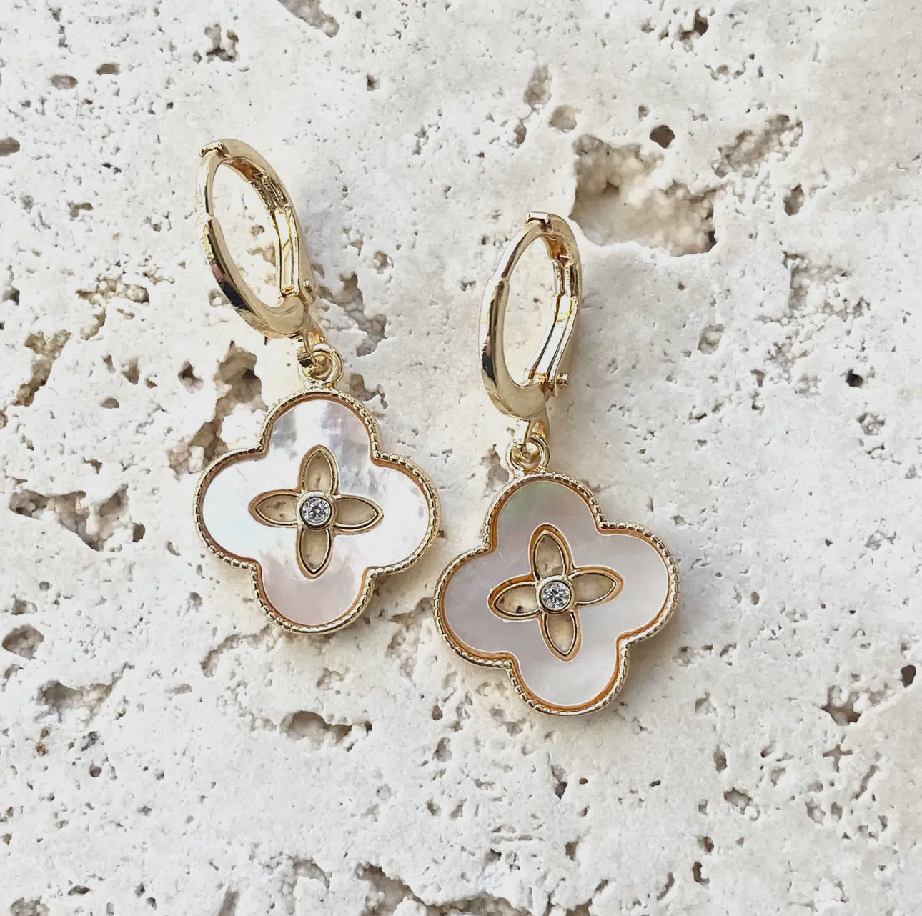 Clover Pearl Earrings