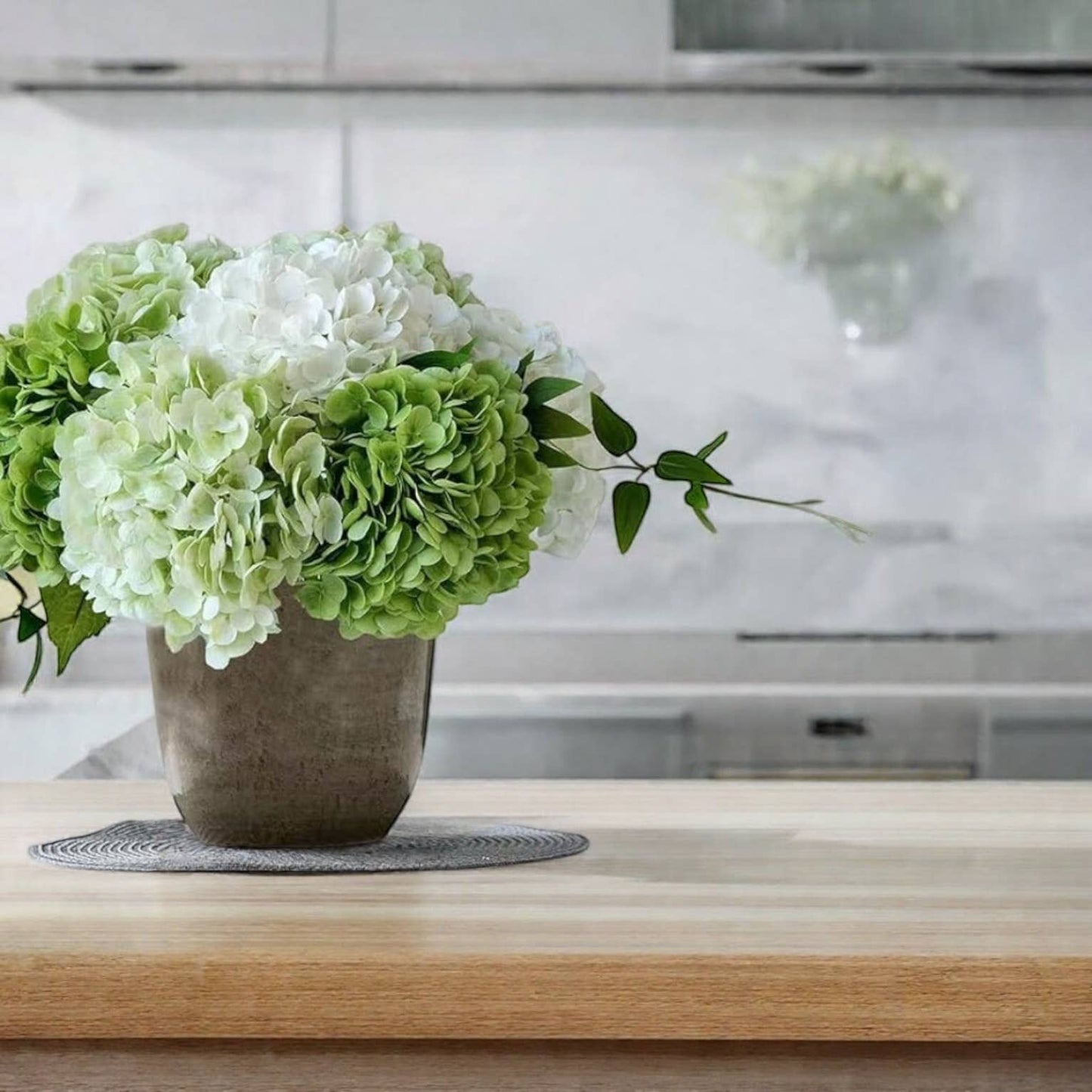 18" Real Touch Hydrangea Stem: White