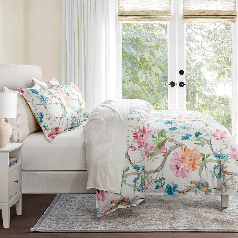 Bright Floral Bedding Set