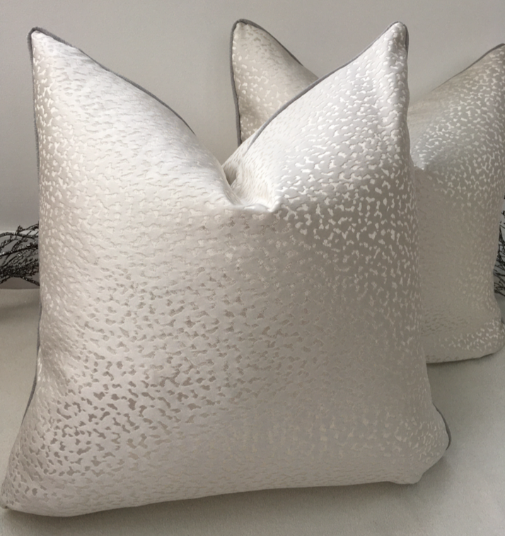 Sheen Ivory Patterned Pillow 22"