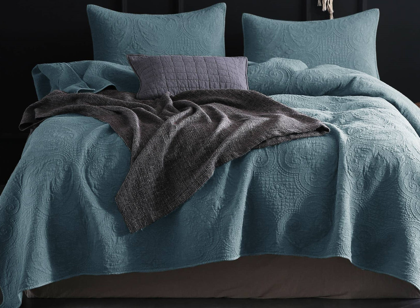 Channing Blue King Quilt Set w/Shams