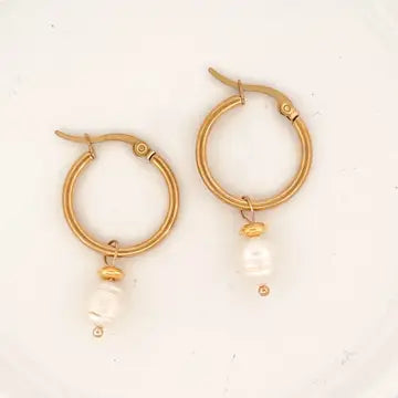 Freshwater Pearl Earrings