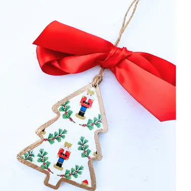 Festive Wreath Charm