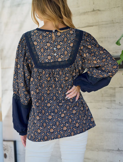 Contrast Sleeve Top/Navy Print