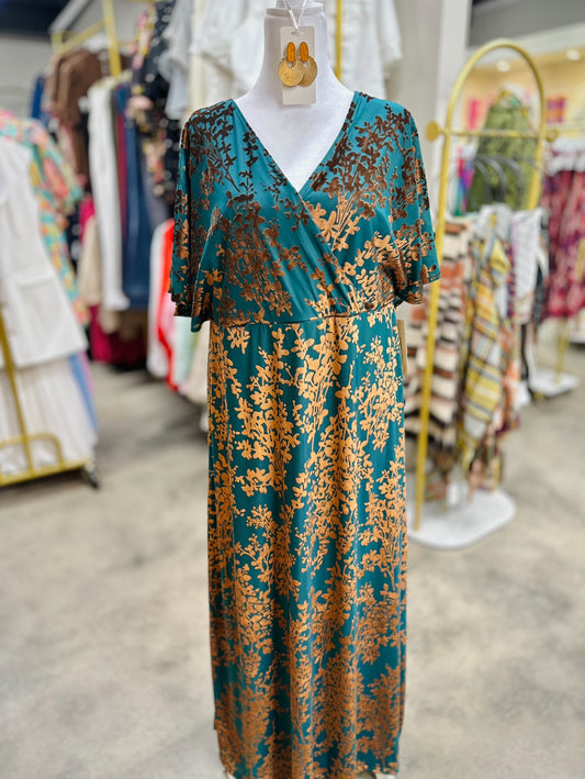 Plus Twilight Velvet Dress