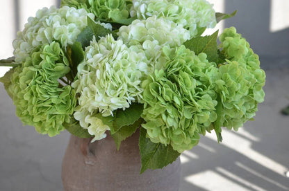 18" Real Touch Hydrangea Stem: White