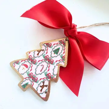 Festive Wreath Charm