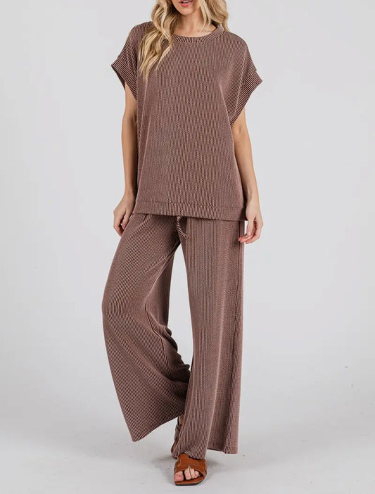 Ribbed Knit Lounge Set/Brown