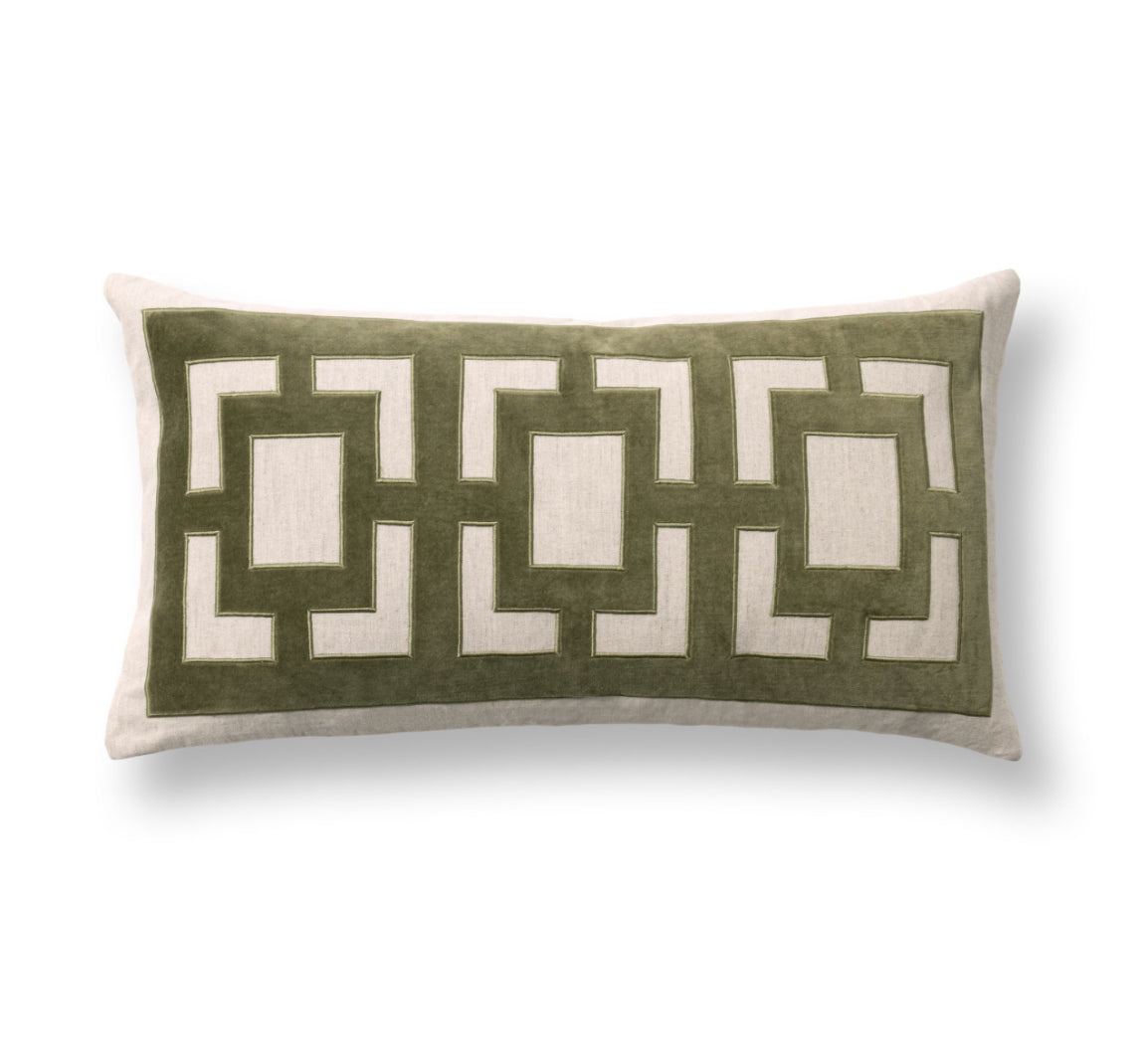 Lattice Lumbar Olive 14x26