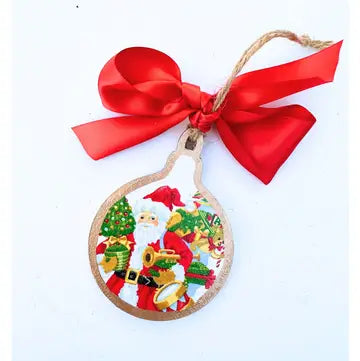 Festive Wreath Charm