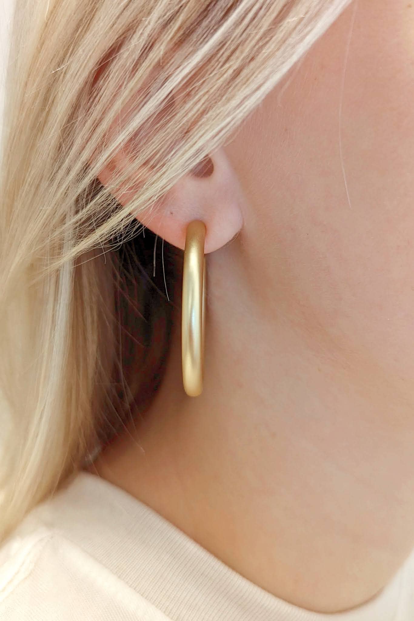 Jean Gold Hoop Earrings