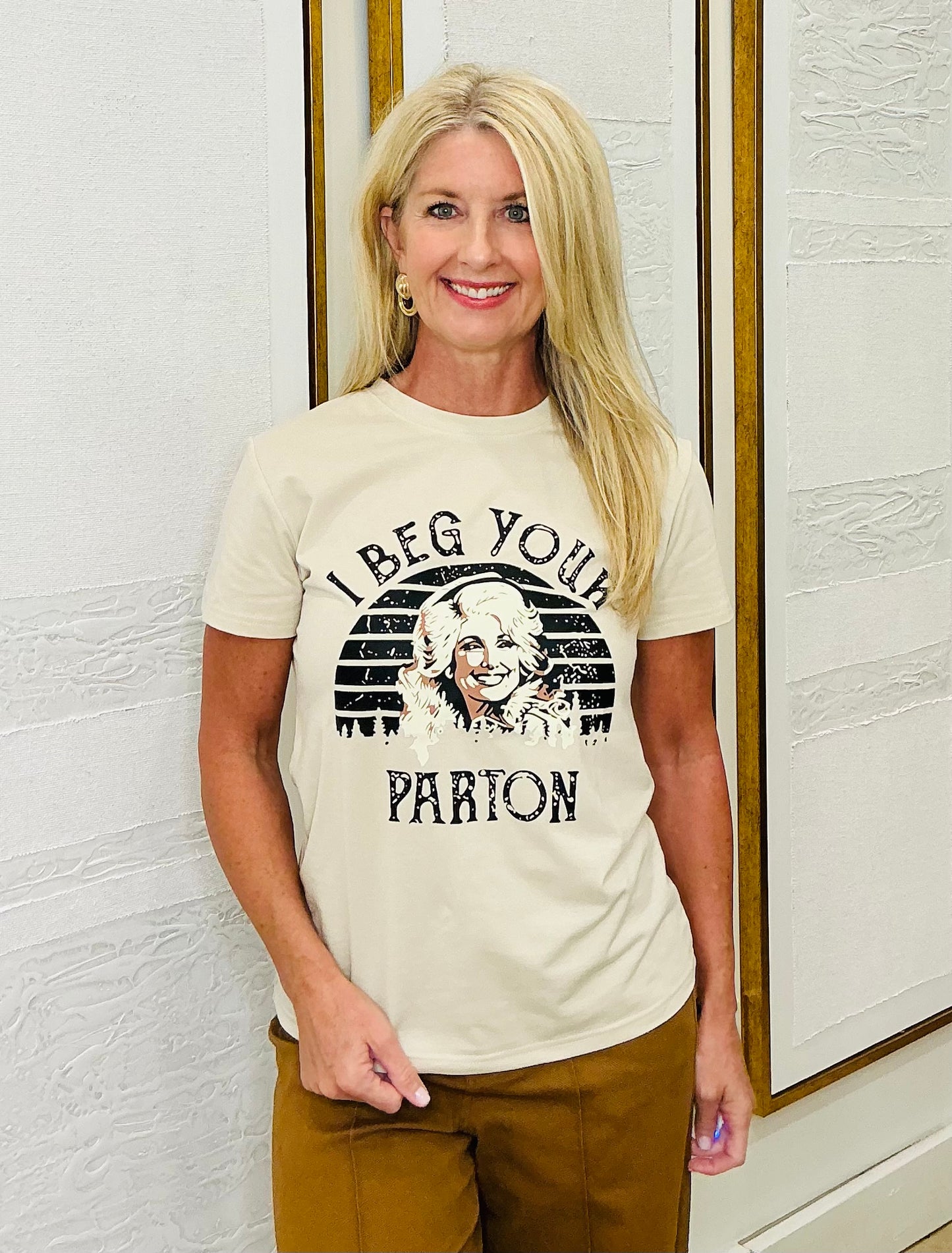 I Beg Your Parton Graphic