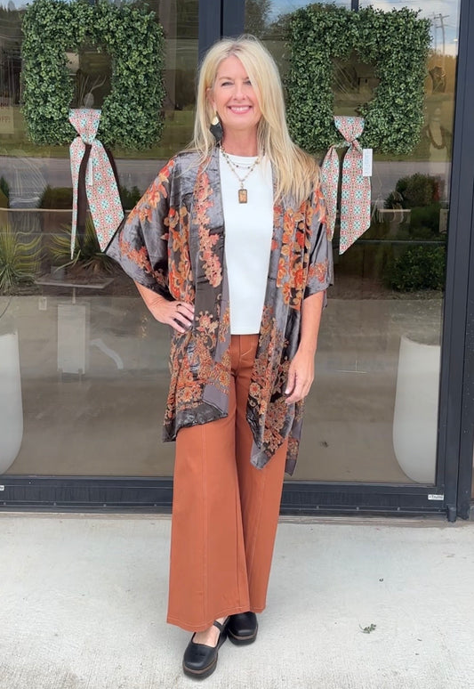Floral Velvet Kimono / One Size