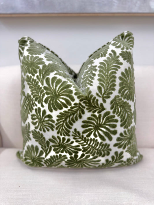 Green Leaf 23" Pillow