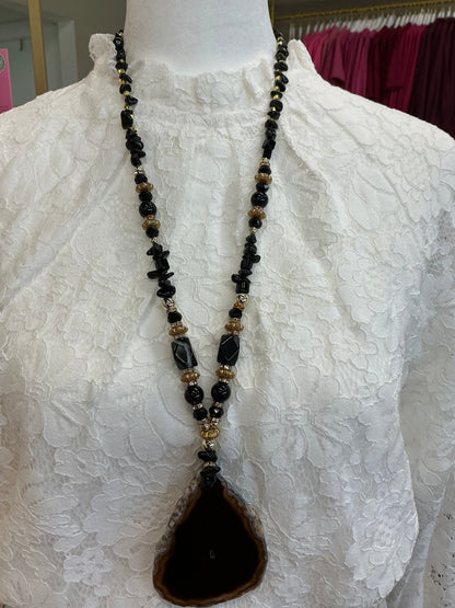 Black Assorted Stone Necklace w/Pendant