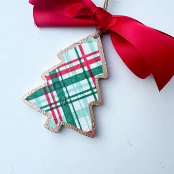 Festive Wreath Charm