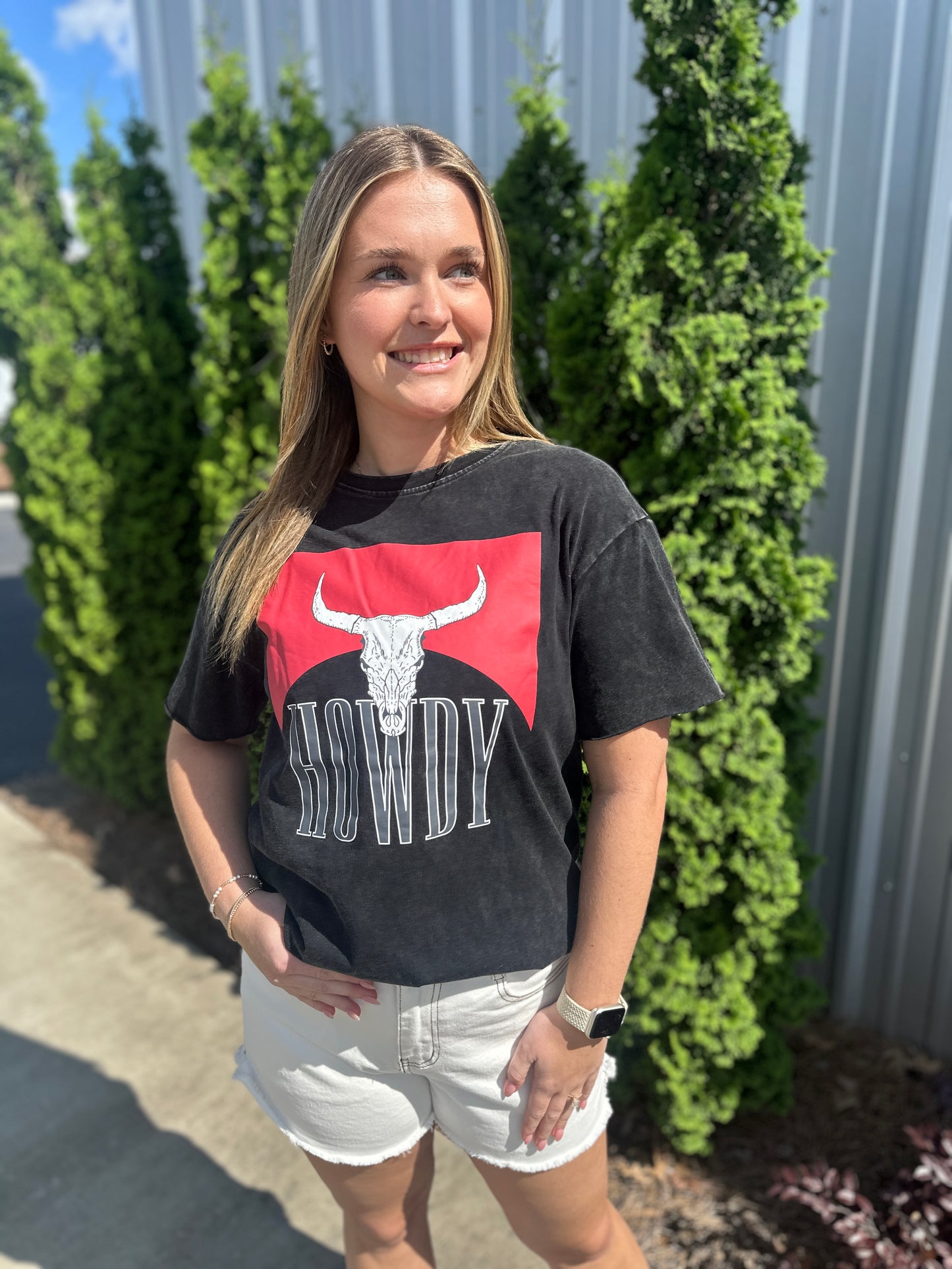 Howdy Graphic Tee