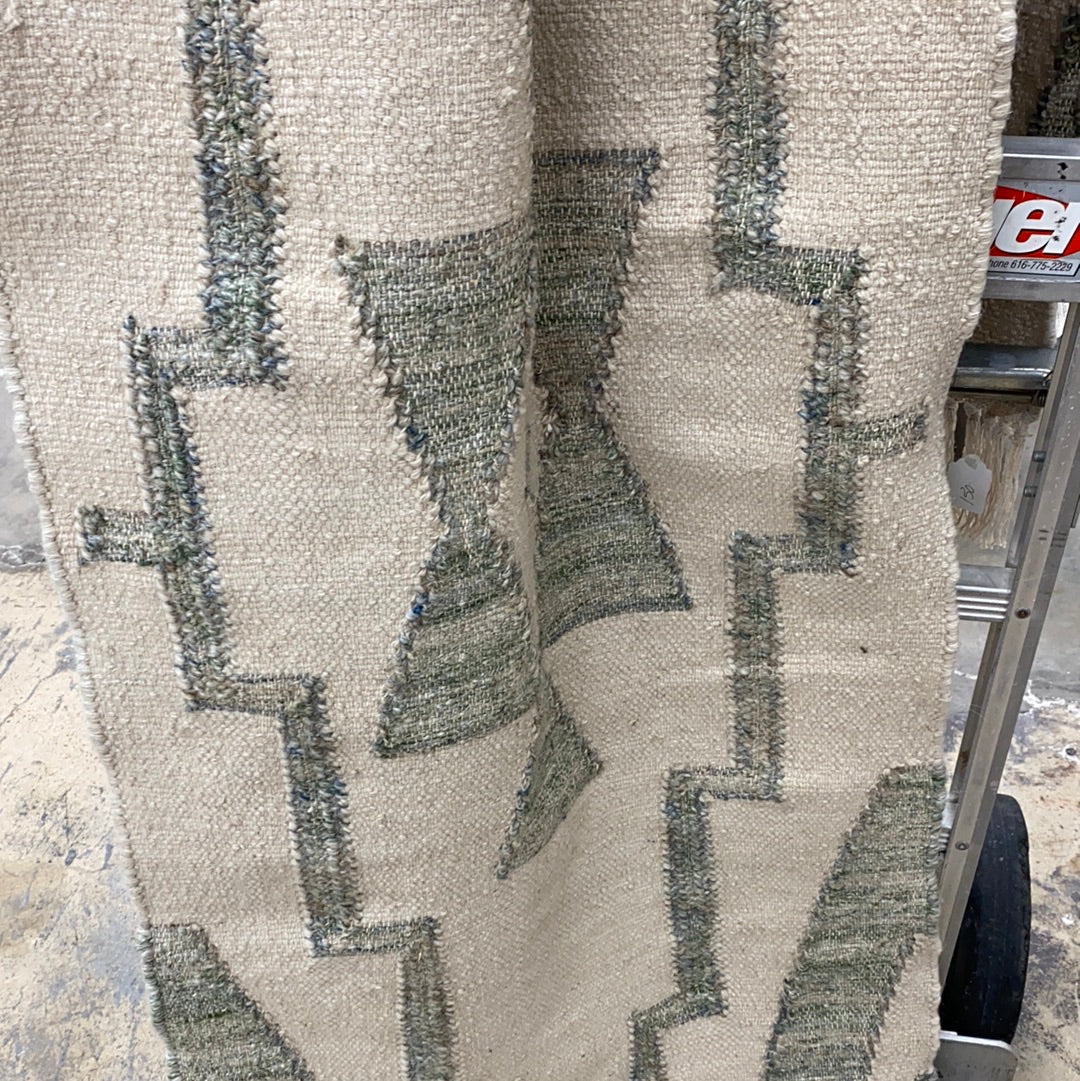 Jade & Cream Rug Runner 2.5’ x 8’