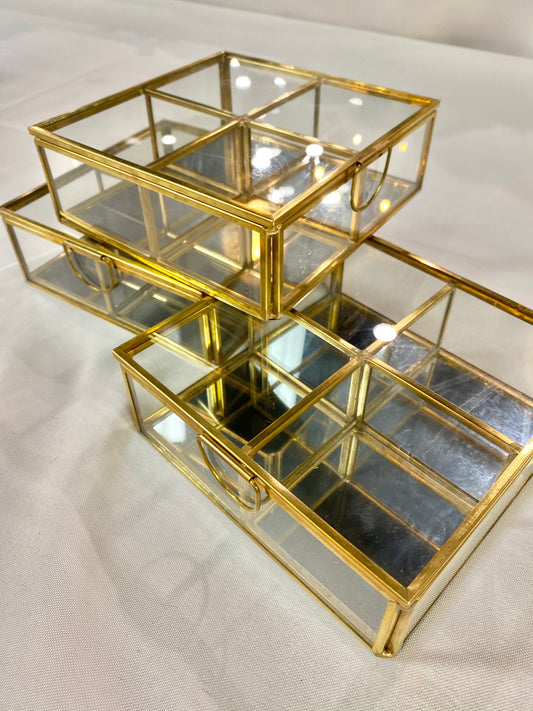 Square Glass Box with Glass Dividers
