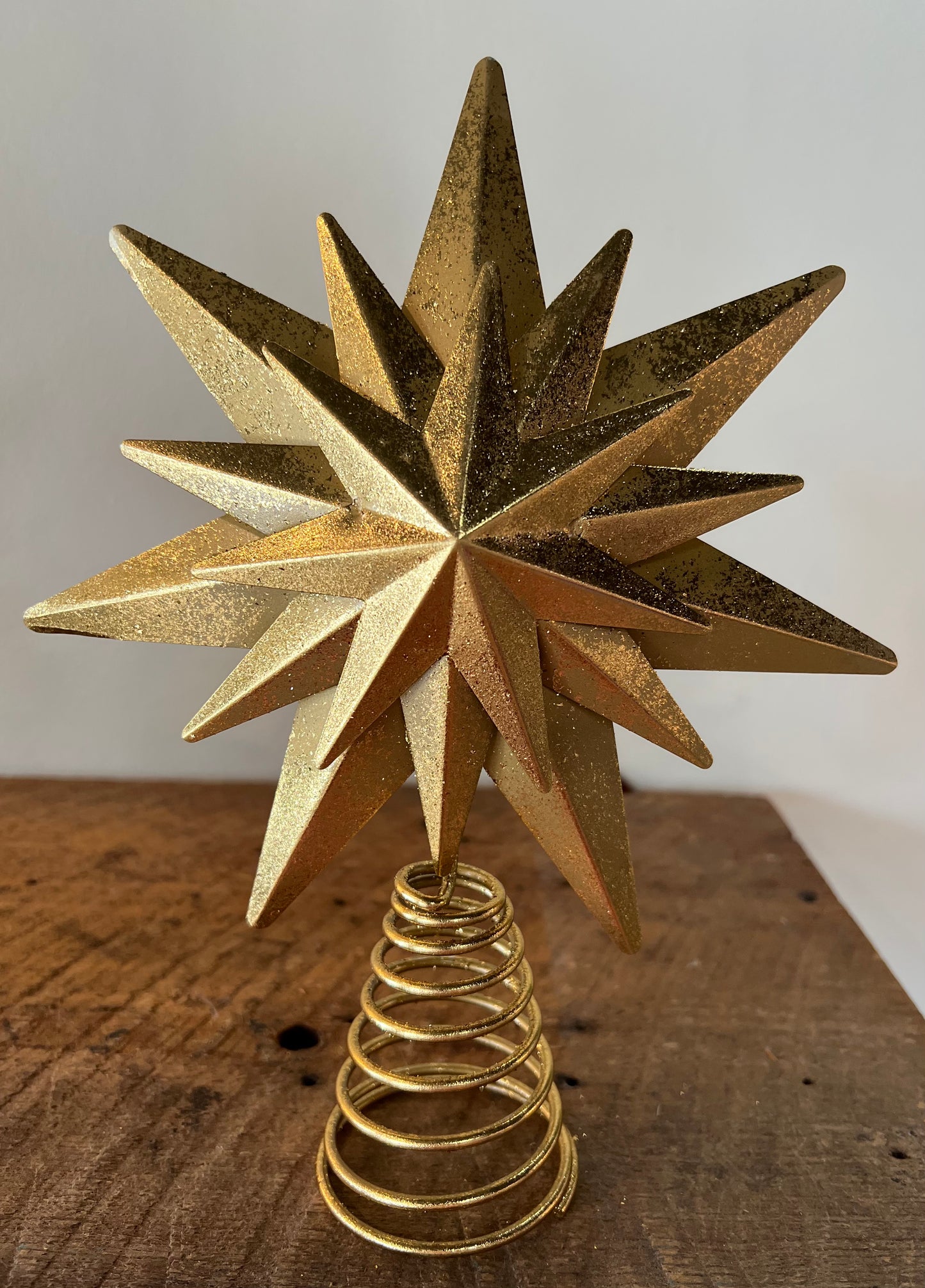 Antique Gold Metal 3D Star Tree Topper
