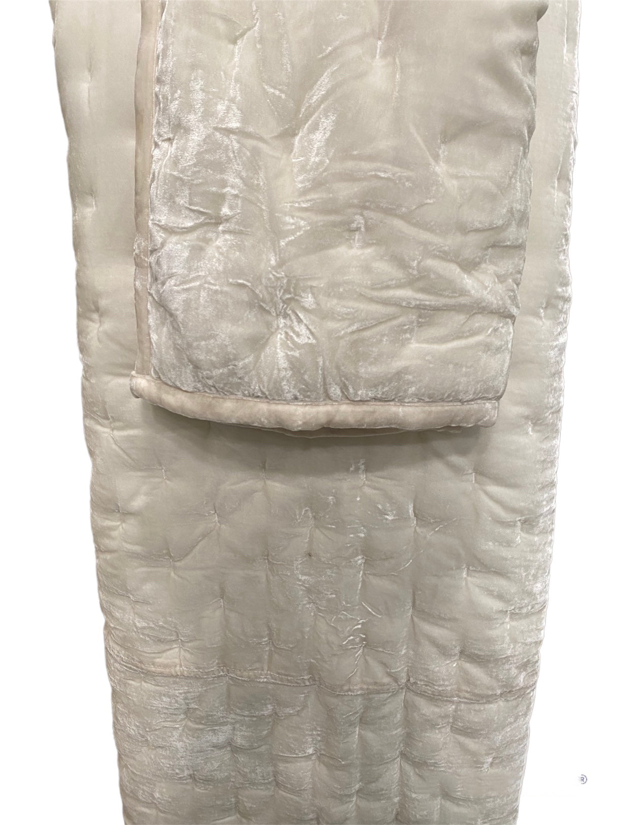 Faux Silk Velvet Quilt Set